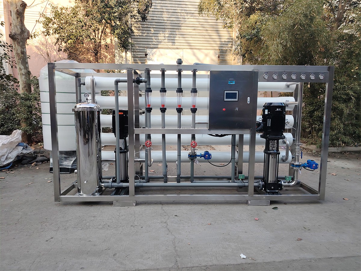 乌烈镇15吨单级反渗透设备